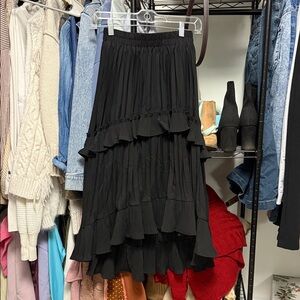 Elegant Black Pleated Skirt